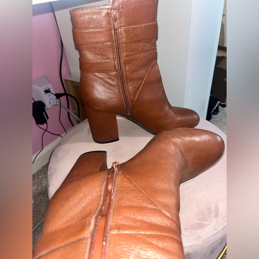 Nine West Women's Brown Leather Booties Size 7.5 - Picture 9 of 11